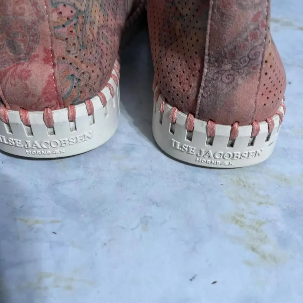 Ilse Jacobsen 41 Womens Sz 10.5 Shoes Pink White Slip On Comfort Fashion Sneaker - Picture 10 of 10